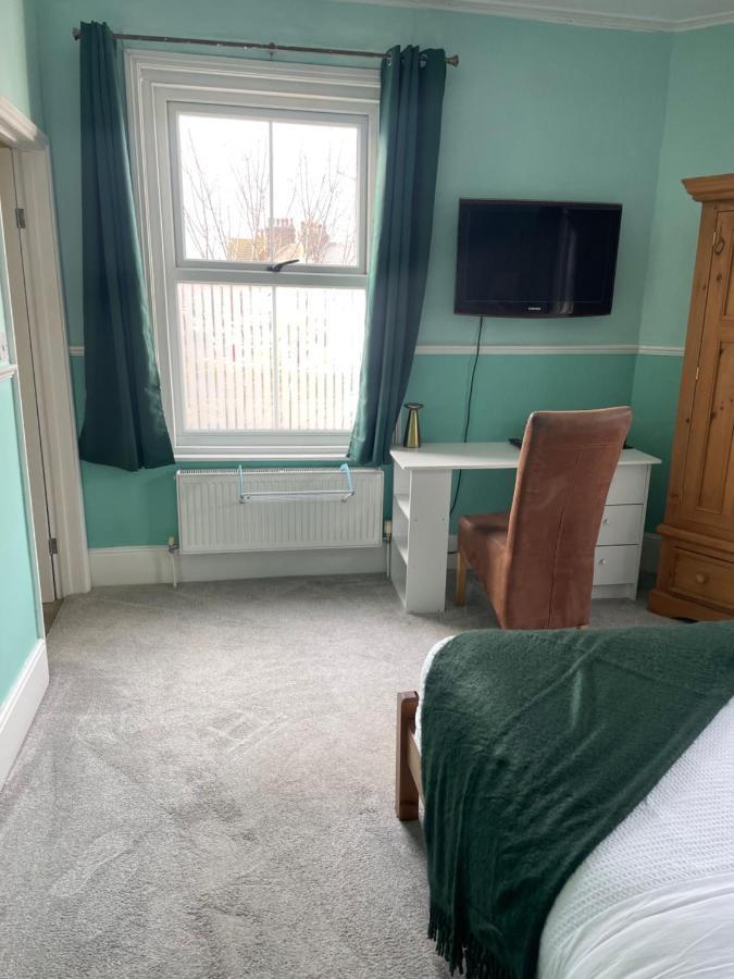 Bed and Breakfast Seaview Public House à Birchington-on-Sea Extérieur photo